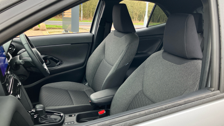 Toyota Yaris Cross 1.5 Hybrid Design 5dr CVT Hybrid Estate